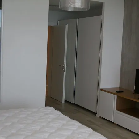 Regina Blu 5* Radhimë