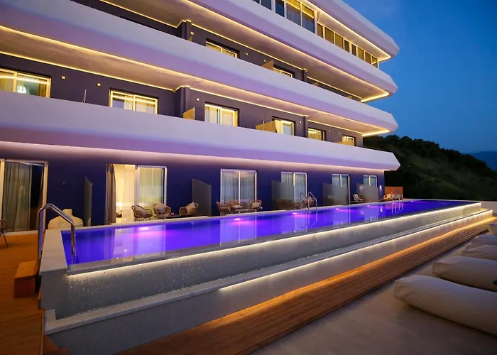 Hotel Regina Blu Radhime