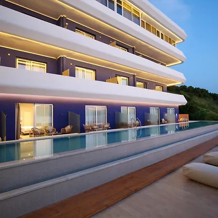 Regina Blu 5* Radhimë