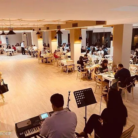 Regina Blu 5* Radhimë