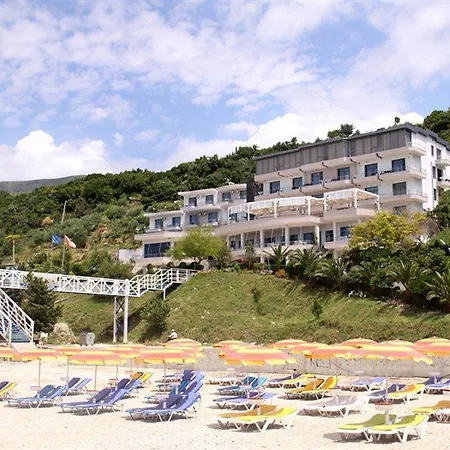 Hotel Regina Blu Radhimë