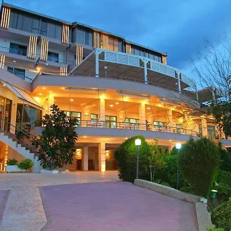 Hotel Regina Blu Radhimë